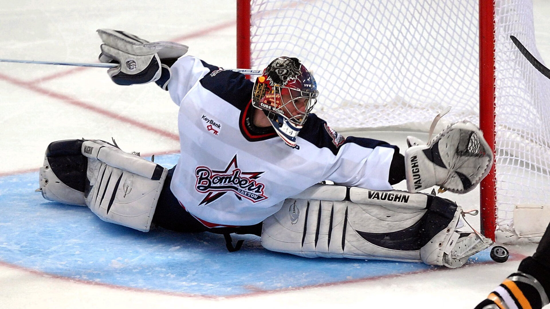 范弗利特爆发，热火淘汰赛过关火箭，一场战术与意志的较量