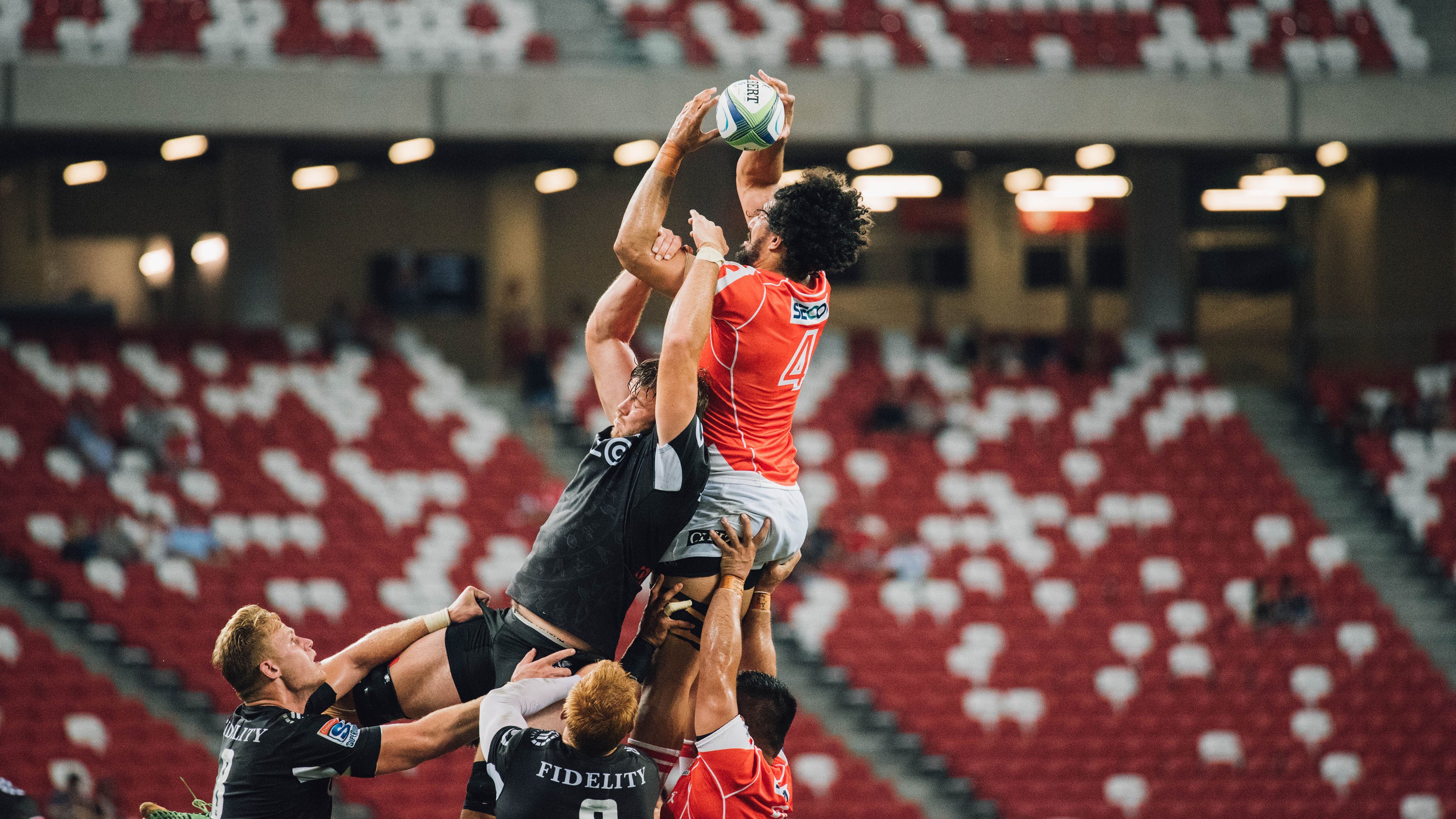 鏖战东南，雄鹿血战福建，克莱扛起全队的孤勇时刻